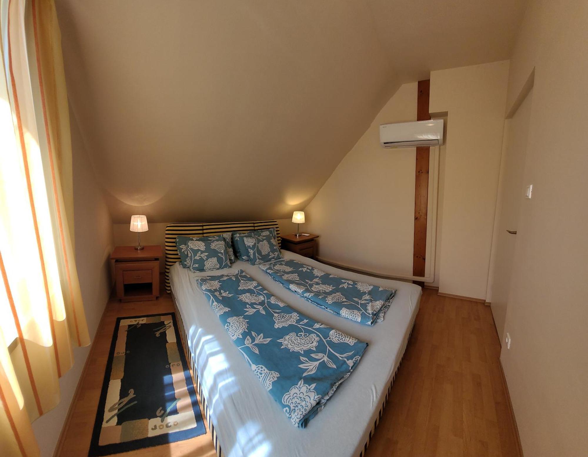 Апартаменти Frank Apartmanhaz Балатонбоглар Екстер'єр фото