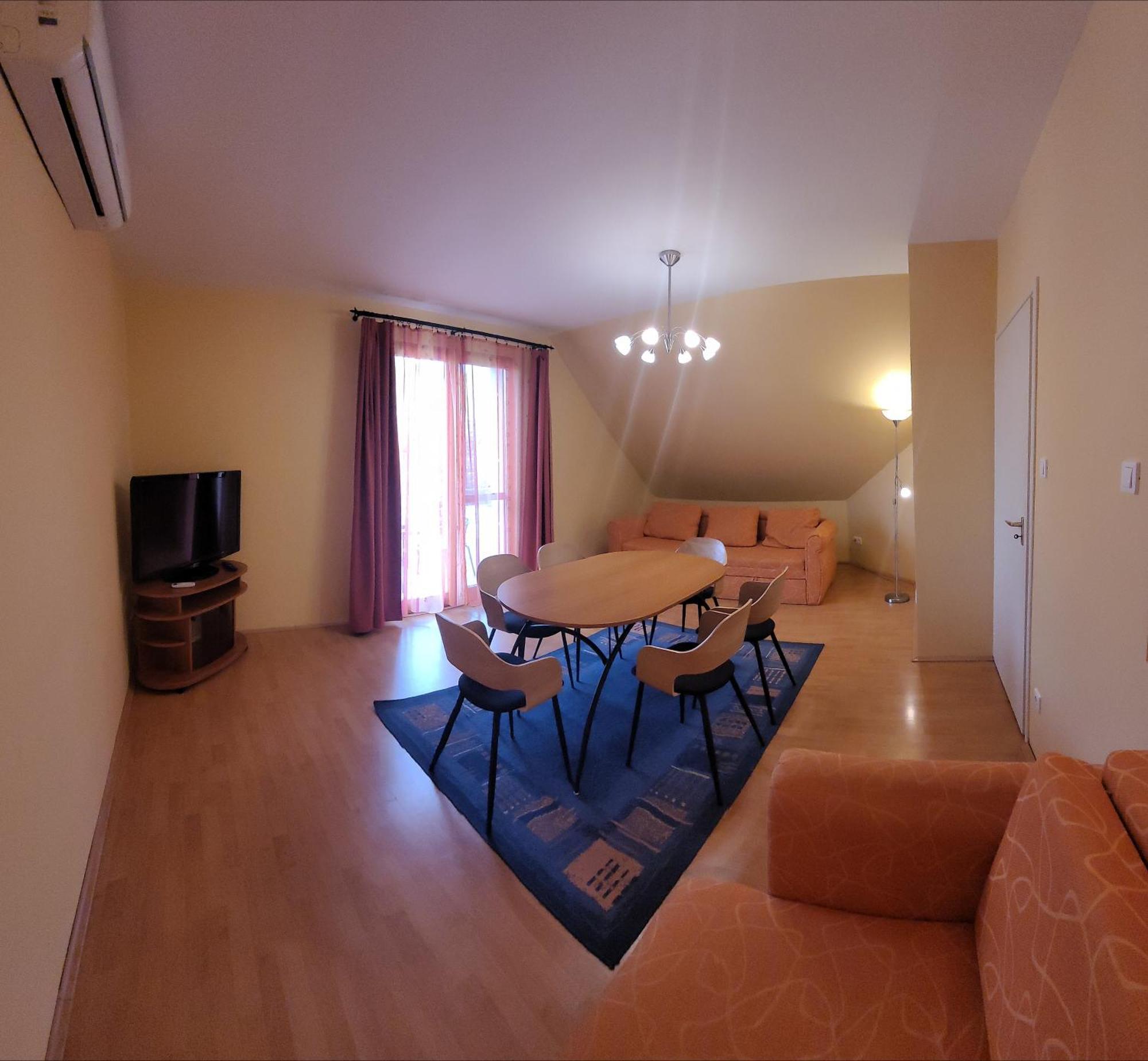 Апартаменти Frank Apartmanhaz Балатонбоглар Екстер'єр фото