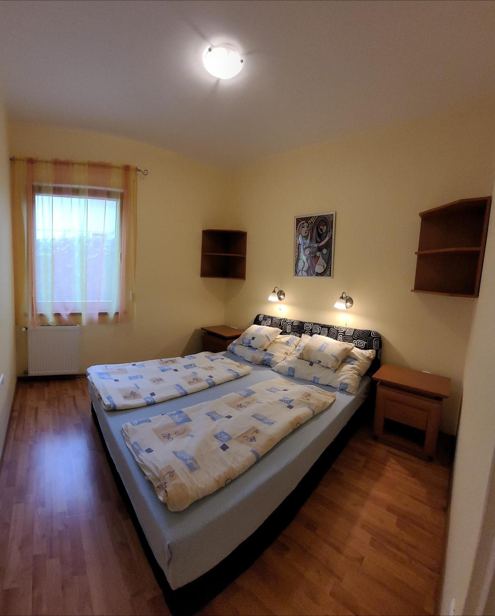 Апартаменти Frank Apartmanhaz Балатонбоглар Екстер'єр фото